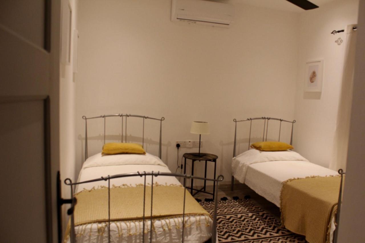 Skeleas 10 Apartman Piszúri Kültér fotó